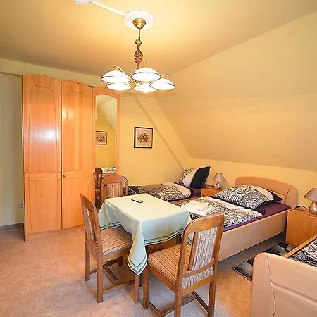 Zum Saale Blick Bed and breakfast *